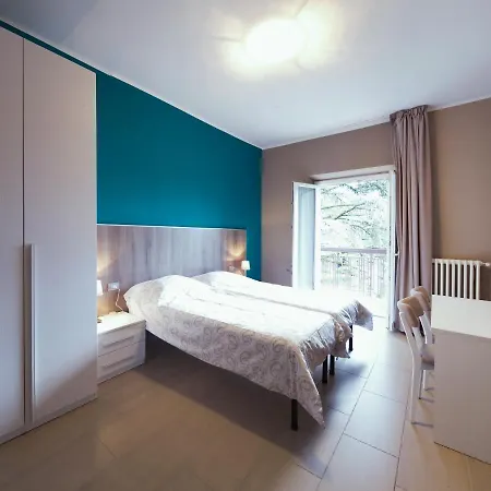 I Dodici Mesi Rooms&apartments Гостевой дом 3*
